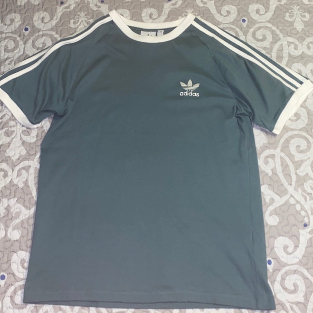 Size M , Never Worn